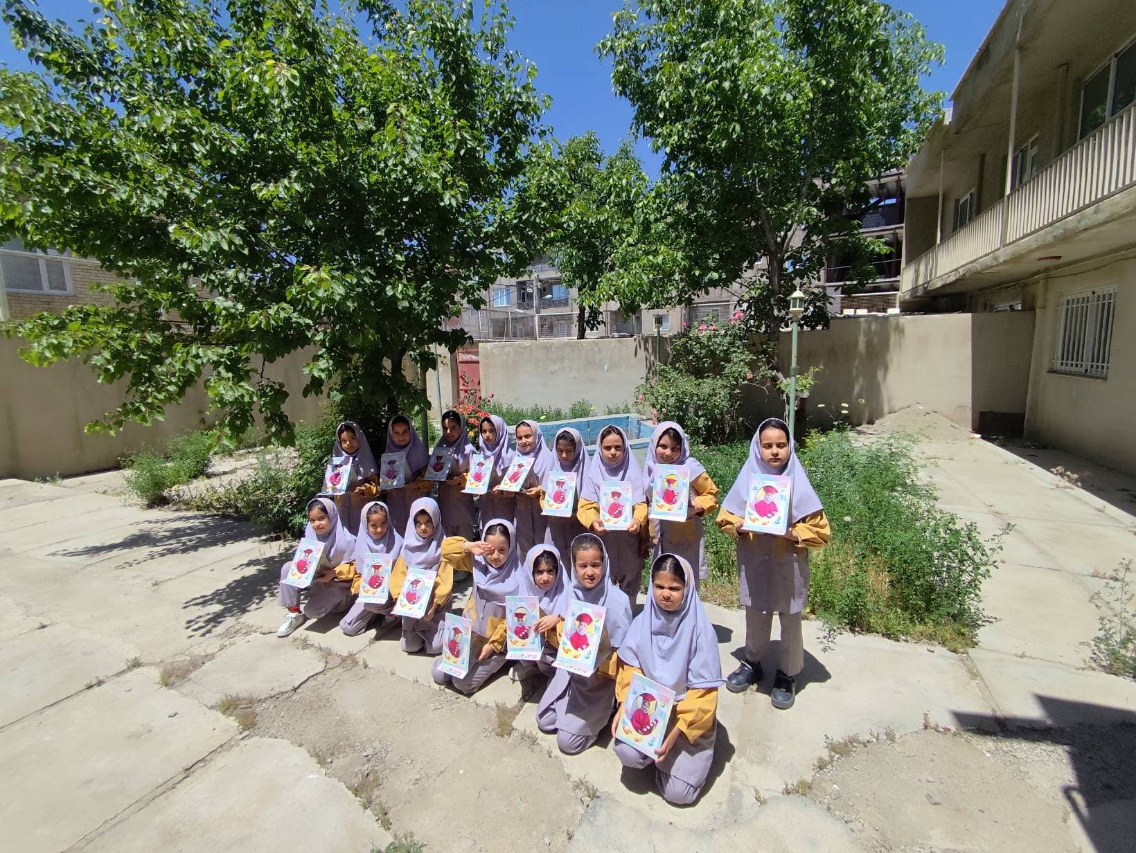 کودکستان ودبستان دخترانه باران